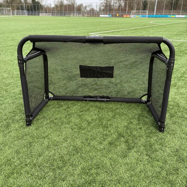 Inklapbaar voetbaldoel