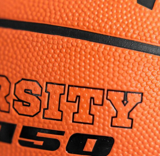 Spalding Varsity TF 150 Basketball