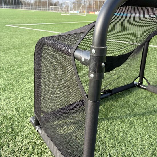 Inklapbaar voetbaldoel