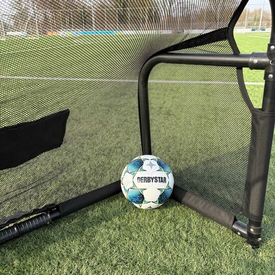 Inklapbaar voetbaldoel