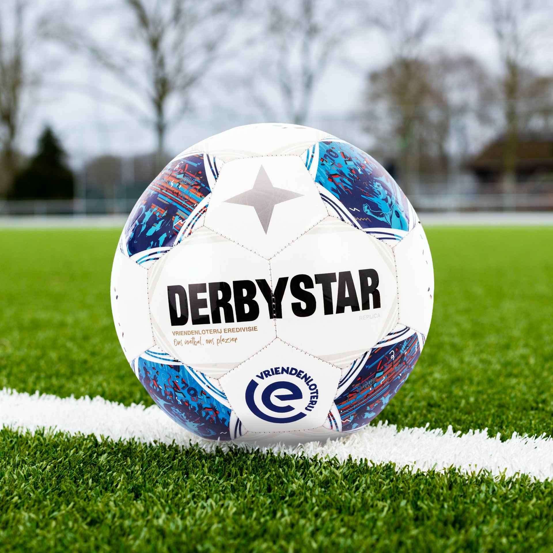 Derbystar Eredivisie Replica voetbal 2026-2027, foto 2 van 6